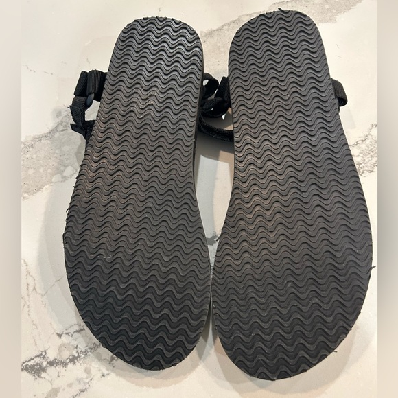 BNWOT Size 10 womens Joe Fresh sandals. - Picture 3 of 8